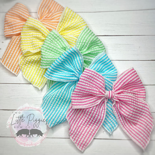 Seersucker Hayley Bow Set